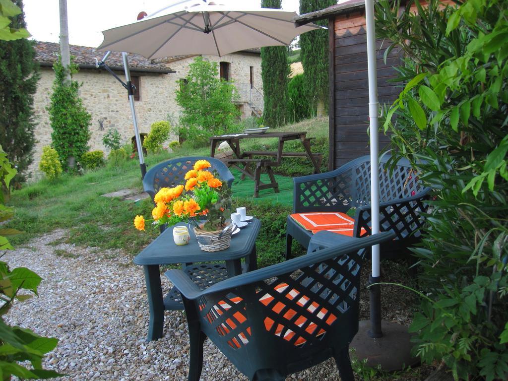 La Pietra Rara B&B Montone  Dış mekan fotoğraf