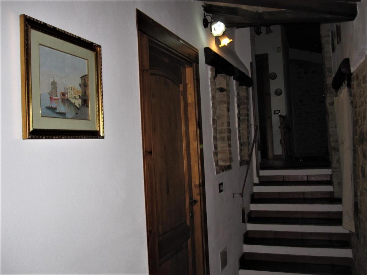 La Pietra Rara B&B Montone  Dış mekan fotoğraf